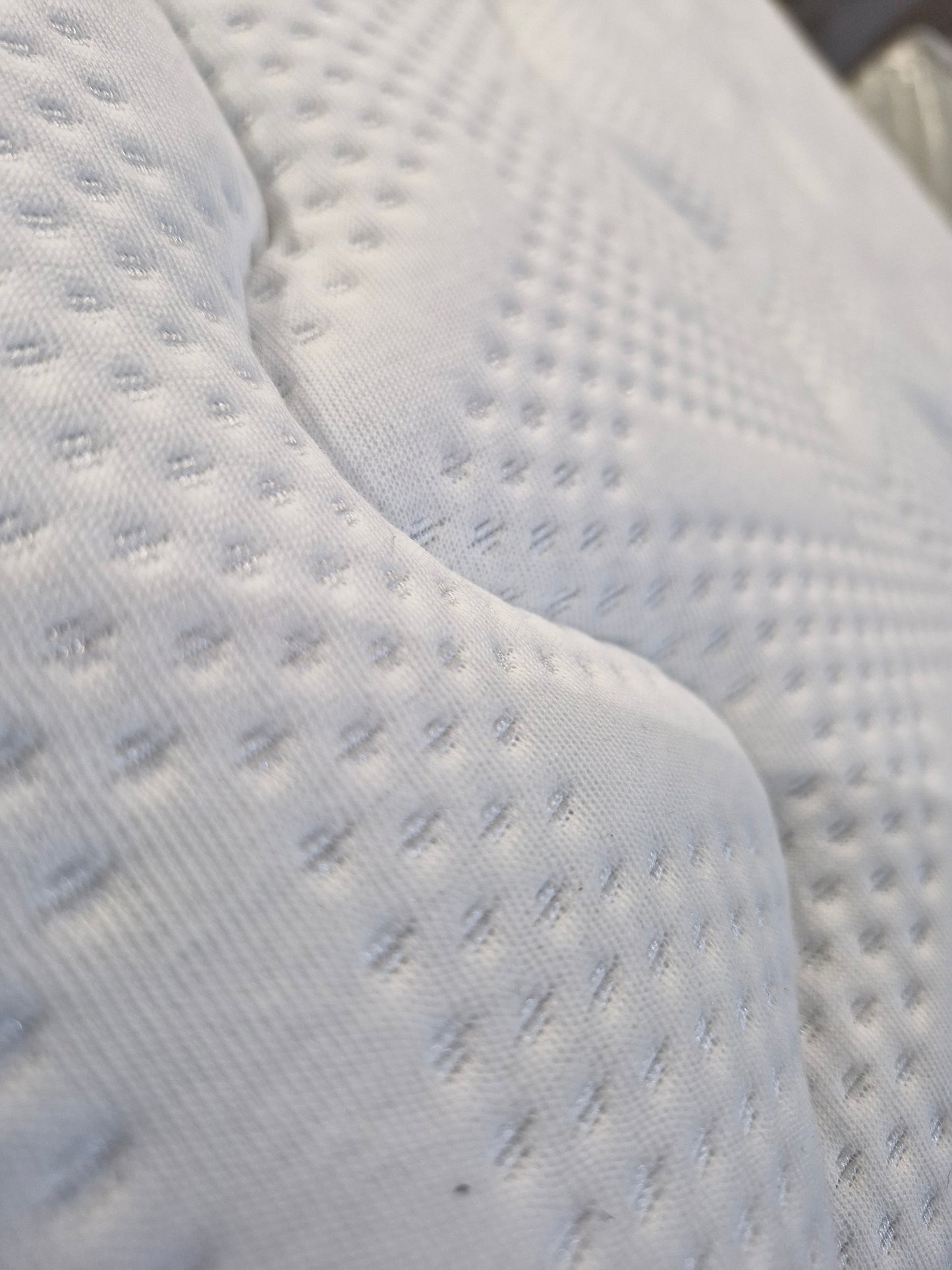 John Lewis Comfort Pocket 1000 Mattress- King size (Refurbished)